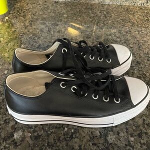 Women’s size 9 platform leather converse